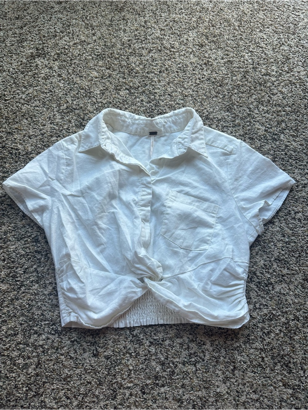 Free People size Medium White Twist Top Crop make an offer need gone!!!!